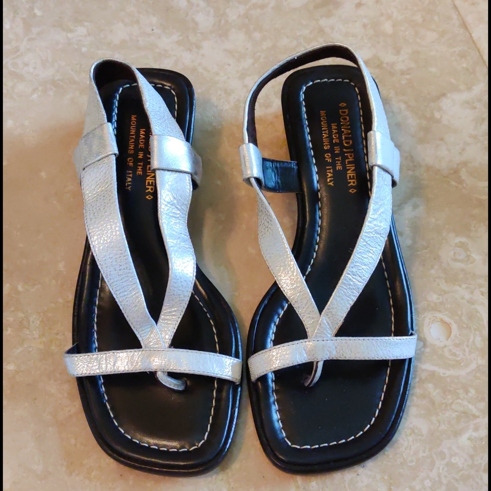 New Donald Pliner Sandals Italy